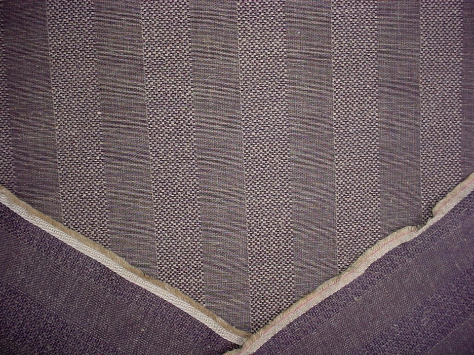 Обивочная ткань 8-3/4 Lee Jofa 980052 Nivelles глициния фиолетовая текстурированная полоса - Изображение 4 из 4