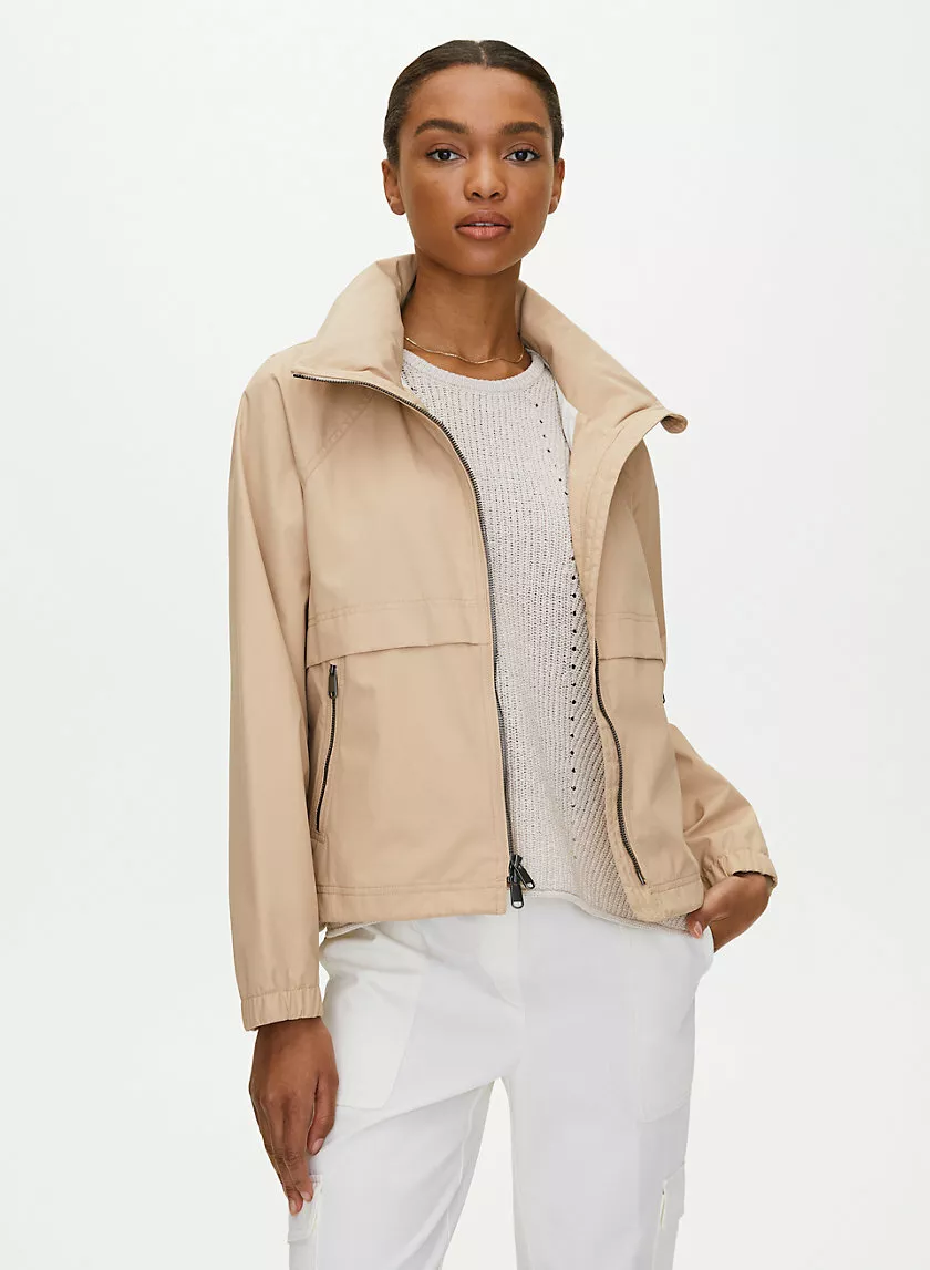 The Group BABATON Women s RAINDROP Sand Bluff SHORT TWILL ANORAK