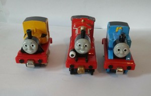 thomas the train figures