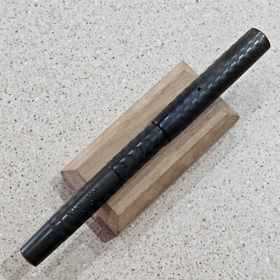 GEM Black Hard Rubber Etched Wave Pattern 14K NIB 5-1/2'' Fountain Pen Blind Cap
