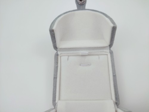 A set of 8 jewelry boxes - Picture 13 of 18