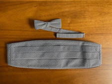 BLACK/Gray striped MEN'S CUMMERBUND AND BOW TIE BOTH ADJUSTABLE - Fits All