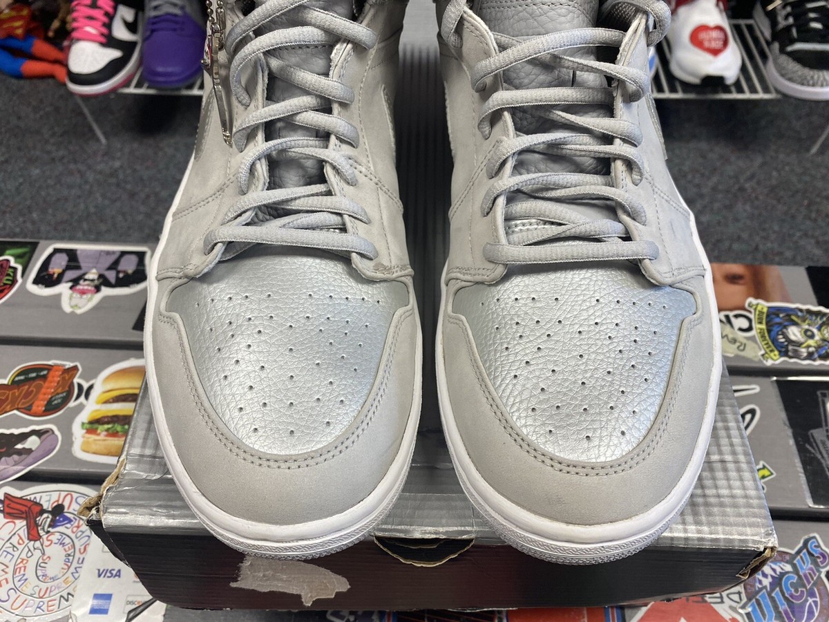Nike Air Jordan Retro 1 Metallic Silver 2001 Size 12 Nike Air Jordan Retro 1 Metallic Silver 2001 Size 12