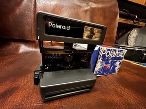 Polaroid 636 Close-Up Instant Camera Box Included