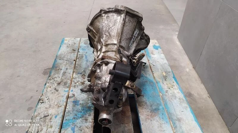 K NMCA cambio per NISSAN VANETTE CARGO 2.3 DIESEL 1995 235681 - Image 3 of 4