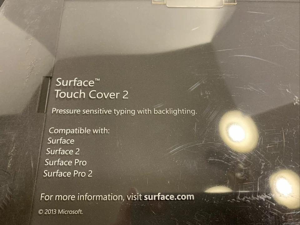 Microsoft Surface Touch Cover 2 w/ Backlighting Charcoal N3W-00001 (LA050321) - Image 2 of 4