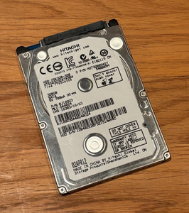 interne Festplatte HGST 320GB SATA III 2,5 Zoll 5400RPM PC Laptop PS3/PS4