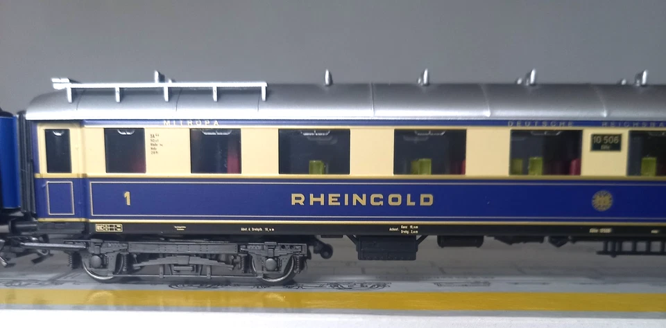 Trix 21214 "Rheingold" DRG H0 DC KK in OVP - Bild 2 von 4