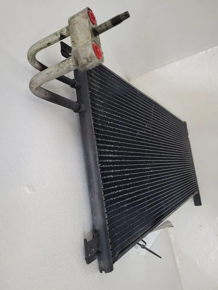 GMC SIERRA 1500 2014 2015 2016 2017 2018 PICKUP AC condensador Foto 3 de 4