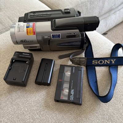 Sony Handycam Vision CCD-TRV58 Hi8 Camcorder Camera Nightshot