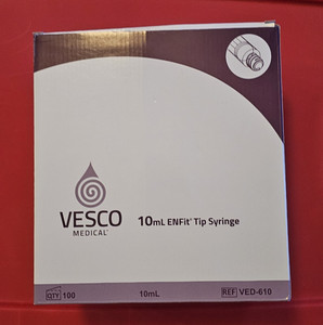 Vesco Medical 10 mL ENFit Tip Syringe   VED-610 Box of 100