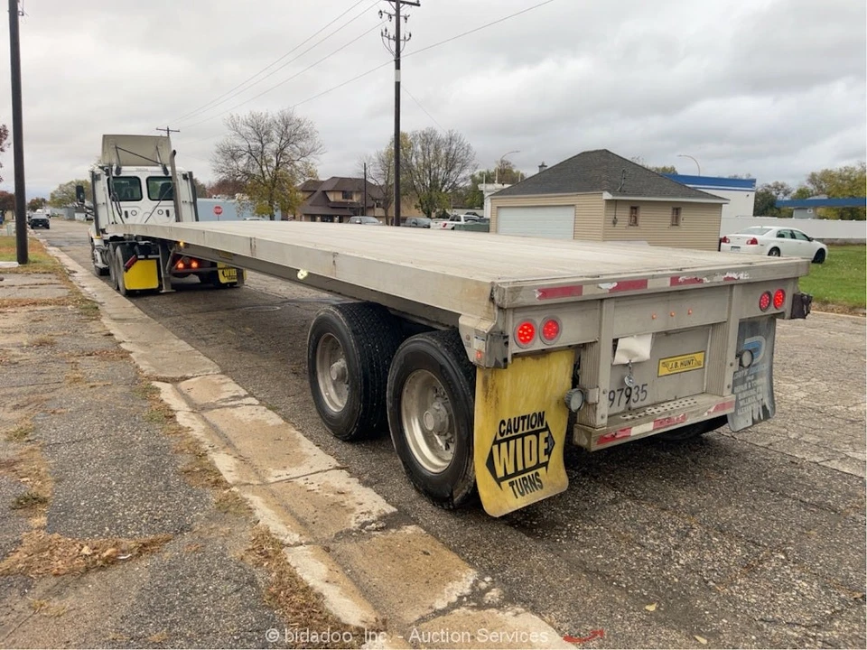 2022 East Manufacturing 48' Flatbed Aluminum T/A Semi Trailer bidadoo -Repair - Image 3 of 4