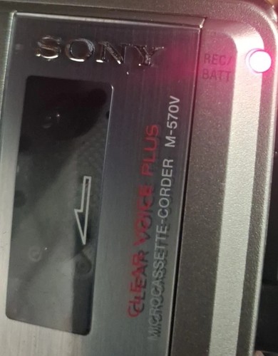 Vintage Sony M-570V Handheld Clear Voice Plus Microcassette Recorder WORKS *READ - Picture 9 of 9