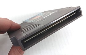 HOME ALONE 2 LOST IN NEW YORK NINTENDO ENTERTAINMENT SYSTEM NES T-HQ INC W/ BOX