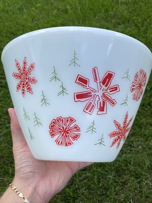 Vintage Christmas Fire King Tom & Jerry | Mercari Vintage Christmas Fire King Tom & Jerry Snowflake Bowl Eggnog  Bowl display picture 1