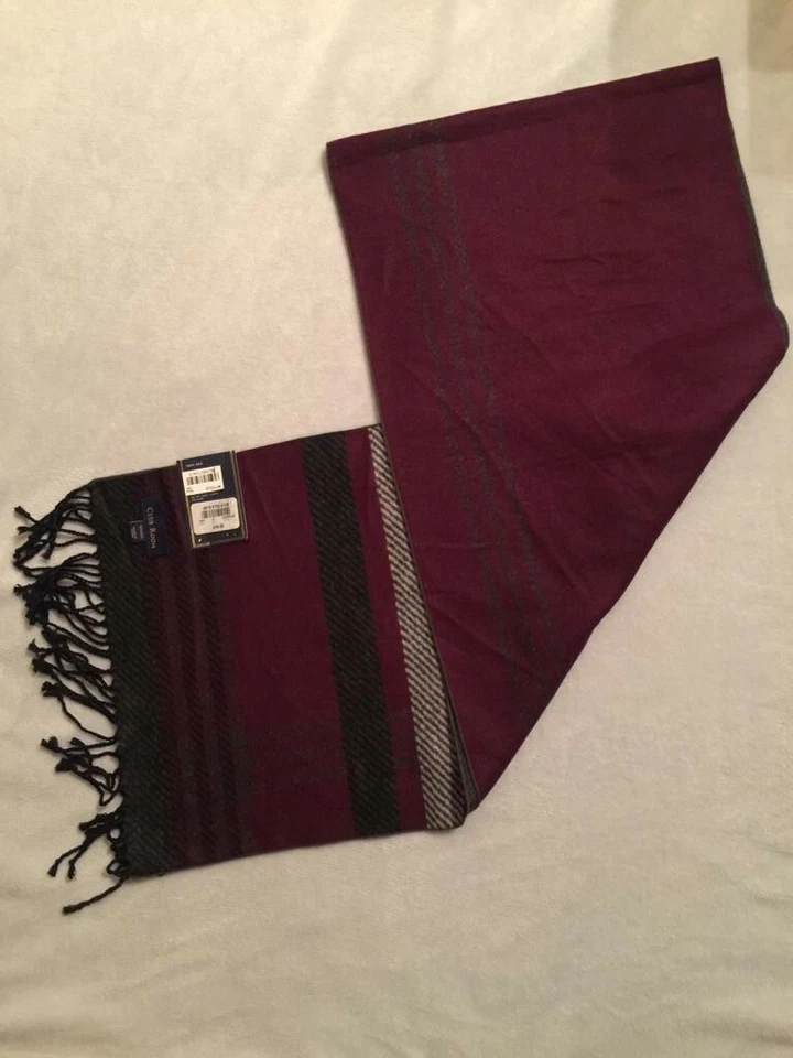 Nuevo con etiquetas Bufanda Unisex Club Room Gris Granate 100% Seda _ $75 Foto 4 de 4