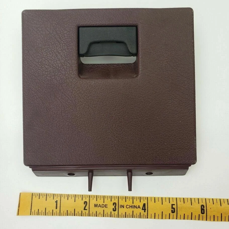 Nissan Pathfinder 1991 caja de fusibles interior cubierta de acceso tapa roja Foto 2 de 3