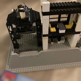 LEGO City Police Station 7237 In 2005 Used Retired W/Manuals As Is