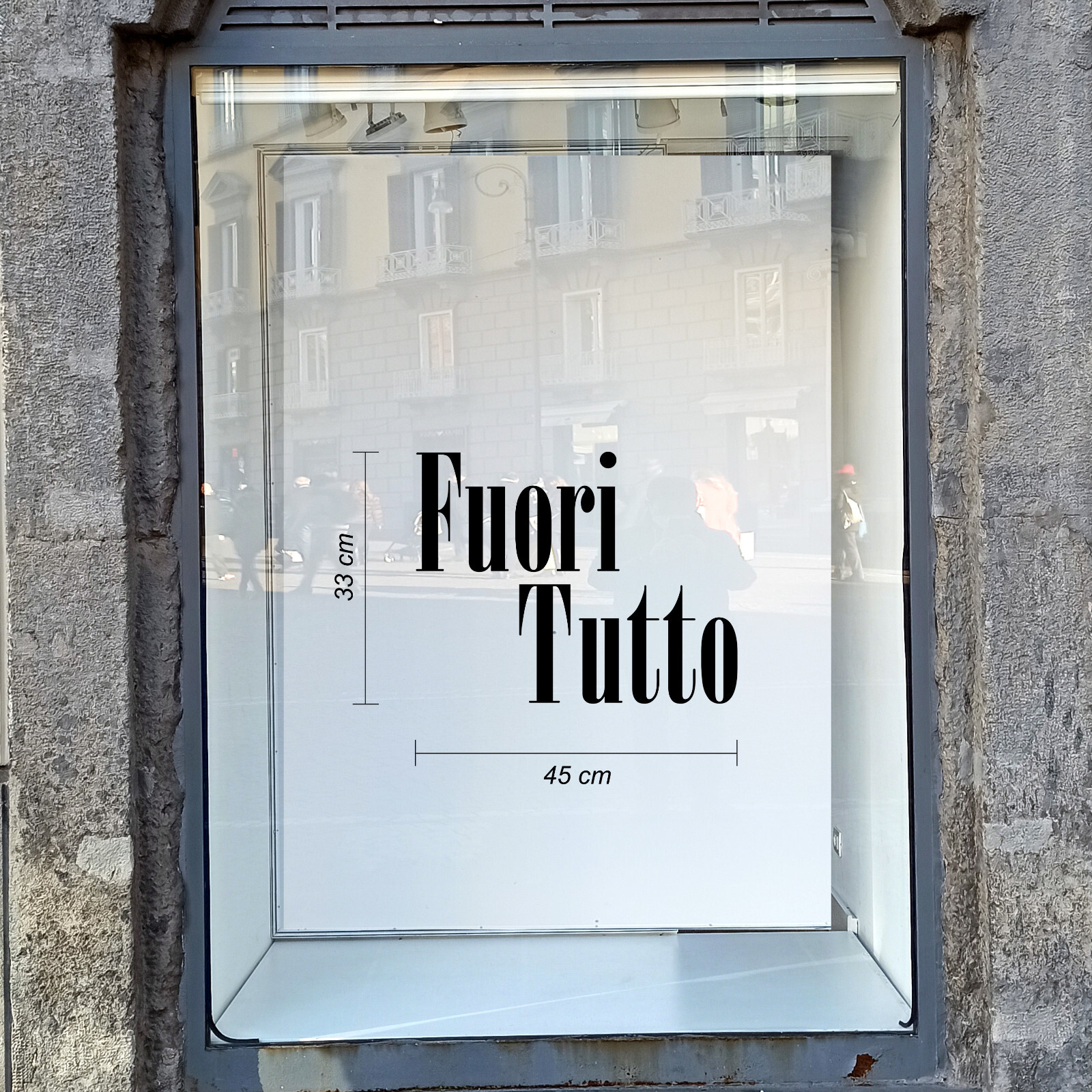 Foto 1 di 8