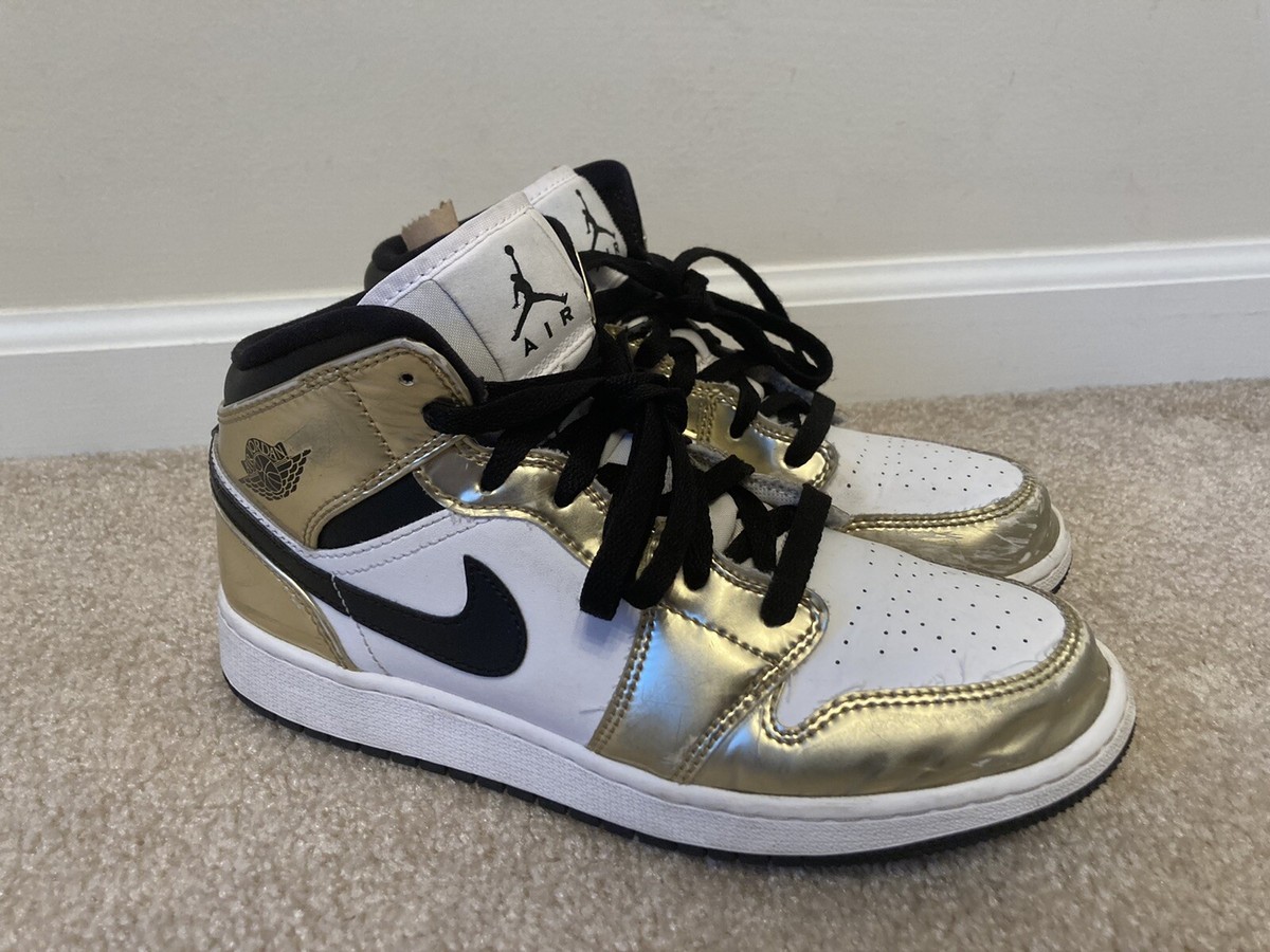 Nike Air Jordan 1 Mid GS 6Y エアジョーダン1ミッド Amazon.com | Jordan Boy's Air 1 Mid GS Sneaker, Black/Fire