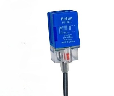 1Pcs New PL-05A2 AC90-250V Proximity switch sensor two-wire normally-closed type