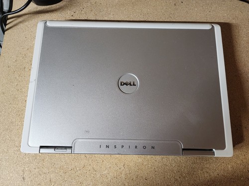 Dell Inspiron 9400 Intel Core Duo 1.66GHz 2GB RAM No HDD/OS Mobility Radeon GPU - Picture 9 of 13