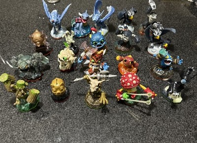 Lot of 20 Skylanders Superchargers Action Figures Excellent Activision Lot 14
