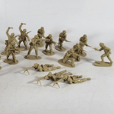 Vintage Airfix 1:32 Scale German Afrika Korps Toy Soldiers WWII Plastic Set