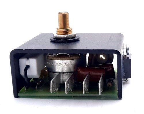 Minarik TA201U Chassis Adjustable Speed Drive 0-220VAC, 10A, 230VAC - Picture 3 of 6