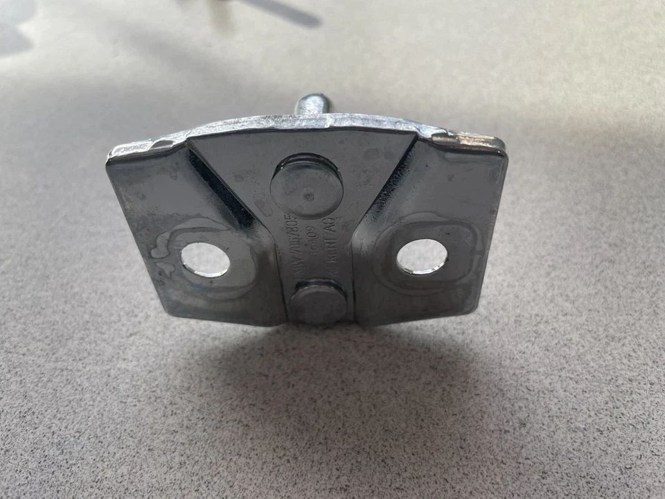 BMW X3 3.0Si E83LCI 2006-2010 ~ Soporte de puerta ~ 51217148705 ~ Pieza OEM Foto 2 de 3