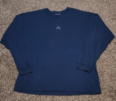 VINTAGE Nike ACG White Tag Embroidered Center Swoosh T-shirt Men