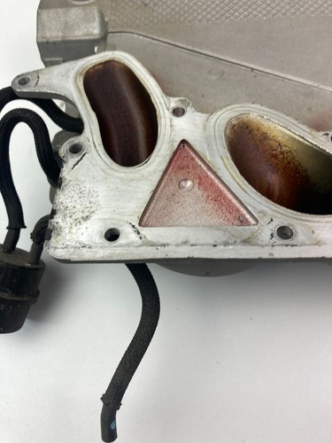 2007 - 2013 Volvo S80 V8 4.4 Upper Air Intake Manifold OEM - Picture 13 of 15