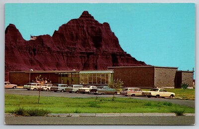 Vintage Postcard SD Cedar Pass Bad Lands National Monument Old Car Chrome ~12606