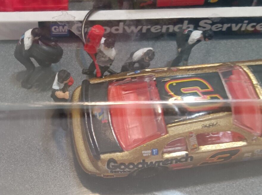 Picture 3 of 10