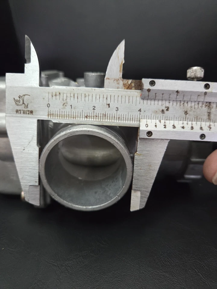  SUZUKI  RM250 RM370 CARBURETOR MIKUNI GENUINE NOS JAPAN P/N 13200-41660 / 76-77 - Image 4 of 4