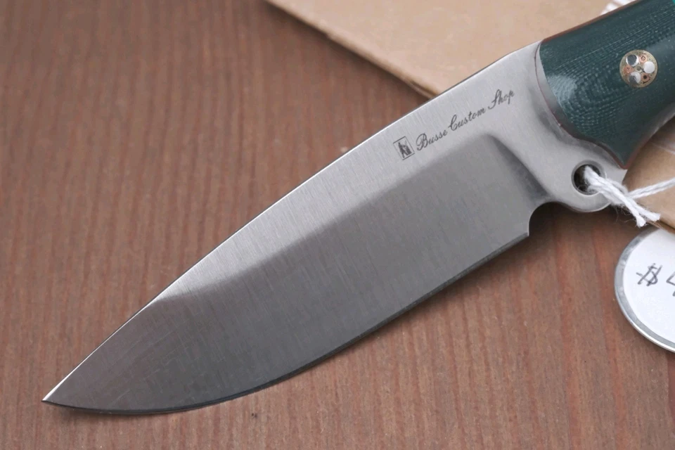 Cuchillo Busse Combat Custom Shop - Acero INFI y mango Micarta/Madera - Pasadores de mosaico Foto 2 de 4