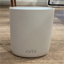 NETGEAR Orbi RBR20 AC2200 Tri-Band mesh WiFi router