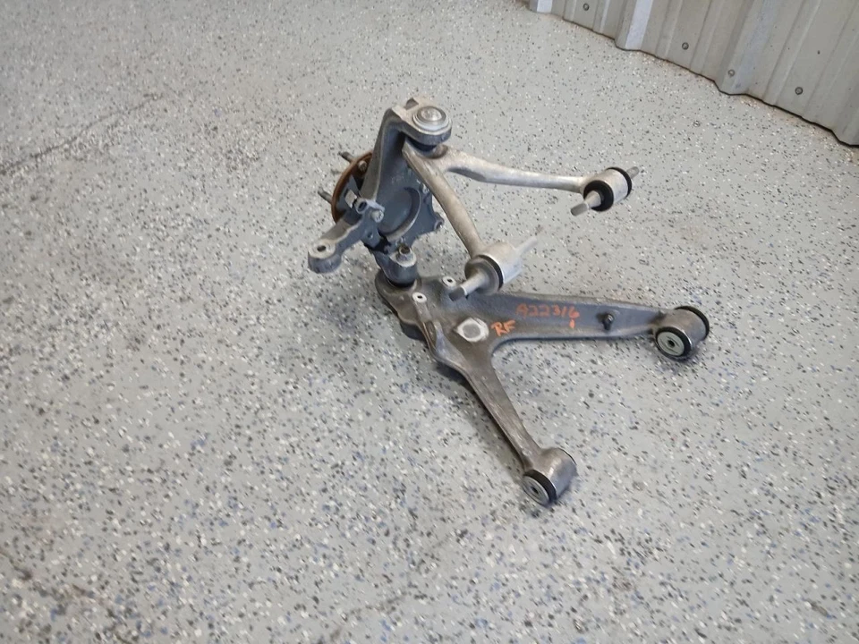 05-13 CORVETTE C6 RF SUSPENSIÓN MONTAJE RODILLA Foto 3 de 4