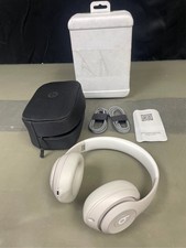 Beats by Dr. Dre - Beats Studio Pro Wireless Noise Cancelling Over-the-Ear Headp