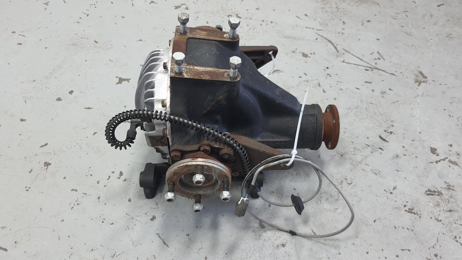 2000-2004 Aston Martin DB7 Vantage Rear Carrier Assembly, 5.9L, MT w/32k Miles