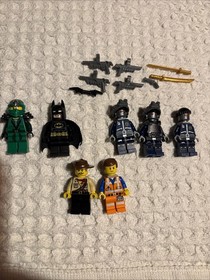 LEGO the LEGO Movie Super Secret Police Dropship 70815. Preowned. Incomplete