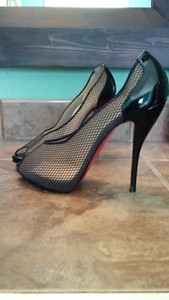 louboutin size 42 in us