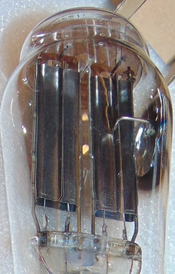 MUNDOS RAROS 5Y3G *NOS TUBO HOLLAND TUNGSRAM 3 AGUJEROS PLACAS PLANAS DELGADAS GZ32 52KU Foto 2 de 4