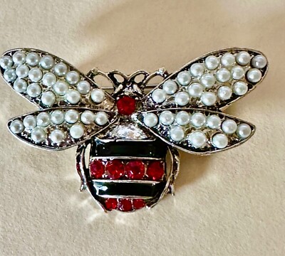 Fantasy Insect Bee Pearl Wings Red Crystal Black Enamel Body SilverTone 2'' C Cl.