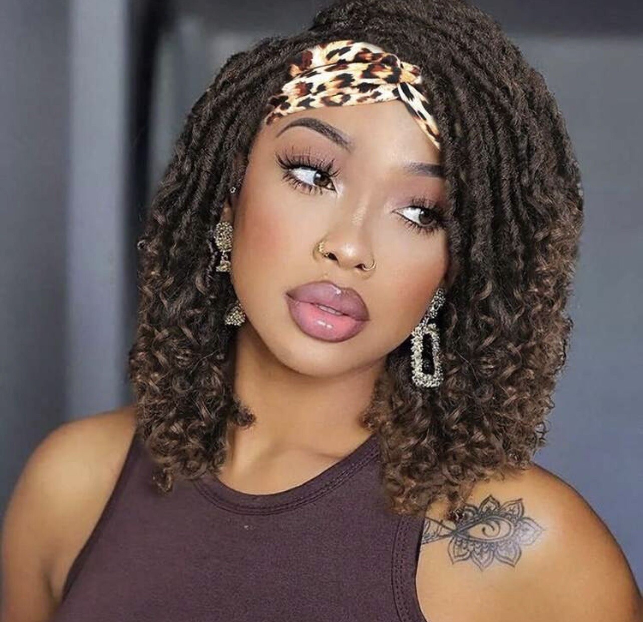 Perruque bandeau dreadlock courte pour masquer les repousses facilement