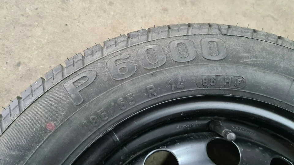 Ford Focus 1 I Reserverad Rad 5,5Jx14x47,5 185/65/14  14" 98ABGCE02340 PIRELLI  - Bild 3 von 4