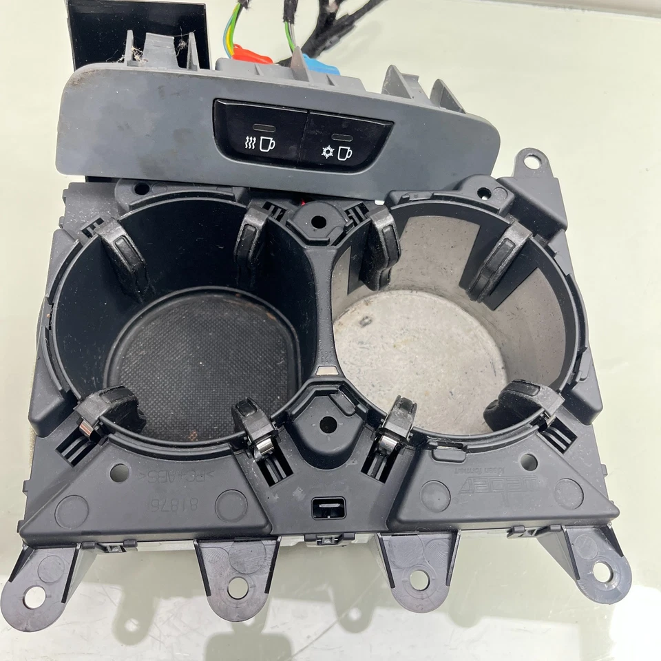 AUDI Q5 2013-2017 - Consola central soporte para taza 8R0862534A OEM Foto 3 de 4