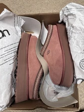 🔥Brand New woman Tazz UGG Slippers woman’s Size 8 Red Jasper color Authentic