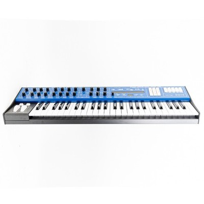 Behringer Wave Hybrid Wavetable Synthesizer – 49-Key Analog Hybrid