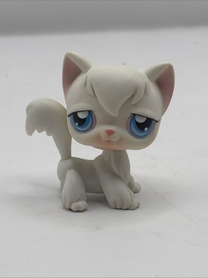 LPS Littlest Pet Shop 9 White Angora Longhair Cat Blue Eyes
